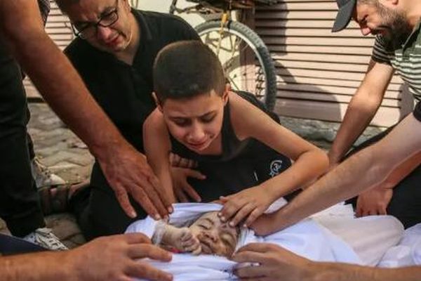 ילדים נהרגו מהפצצות צה"ל [צילום: לפי סעיף 27א לחוק זכויות יוצרים]