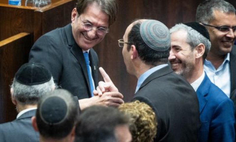 [צילום: יונתן זינדל/פלאש 90]