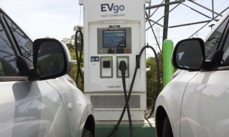 בעיה מרכזית: מחסור בעמדות טעינה [צילום: ריץ' פדרונצ'לי, AP]