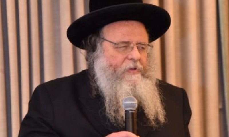 הרב שאול אלתר. אלפי חסידים [צילום: ישראל תמים]