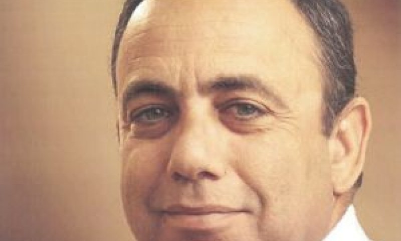 גילי דקל, מנכ"ל אפריקה מגורים [יח"צ]