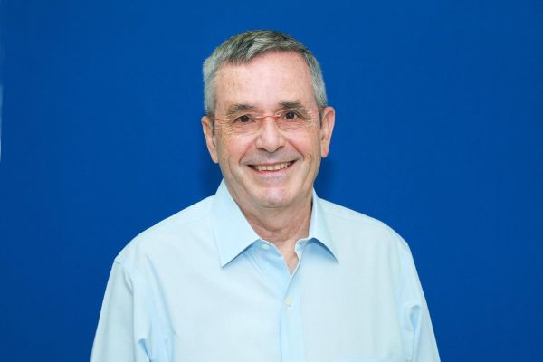 פרופ' דרור חרץ, ראש רשות המחקר ויו"ר ועדת הלסינקי בשיבא [צילום: יחידת הצילום שיבא]