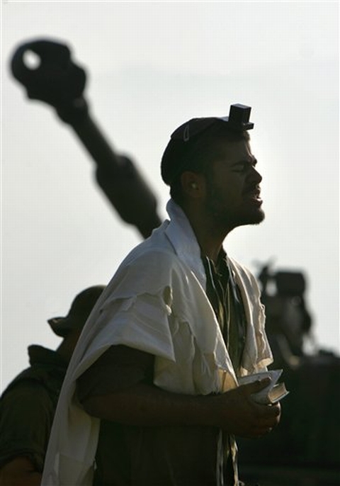"תחרות חיובית בן שאר הפלוגות"