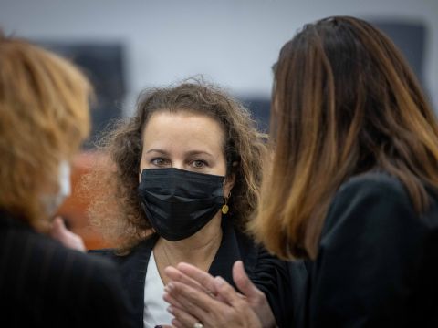 תירוש. "קיבלת הנחיה של השר" [יונתן זינדל, פלאש 90]