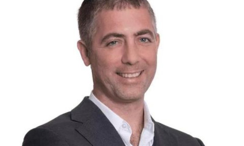 זינגר. שותף במחלקת חברות וני"ע במשרד הרצוג, פוקס נאמן