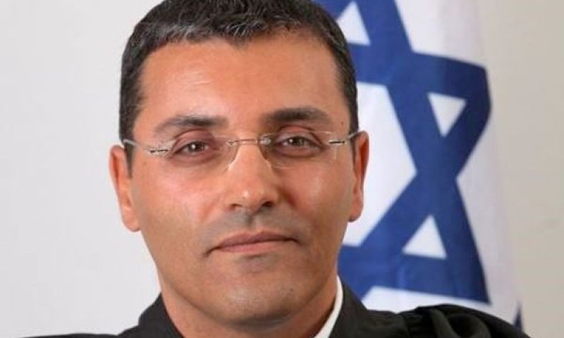 מזרחי. צו למשך חודש [צילום: בוצ'צ'ו]