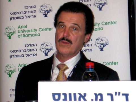 אוונס. השחלה ערמומית
