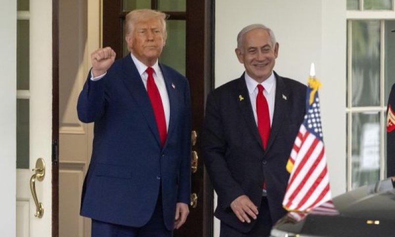 [צילום: מרק שיינפלביין/AP]