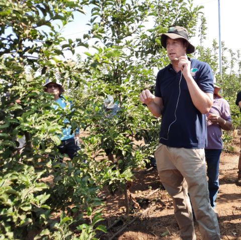 עומר קראיין מו"פ צפון במכון המחקר מיגל [צילום: תקשורות]