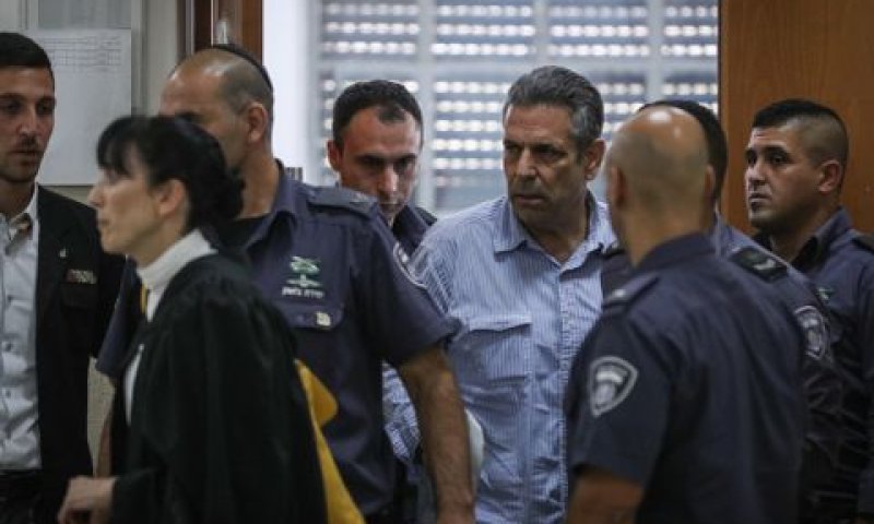 שגב מגיע לפתיחת משפטו בירושלים [צילום: יונתן זינדל/פלאש 90]