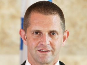 השופט ספיבק. קנס גבוה להפרות שיבוצעו מהיום [צילום: בוצ'צ'ו]