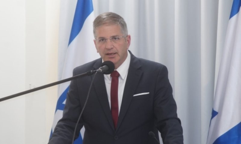 השר קיש. נחזיר את מקצועות הזהות למעמדם [צילום: דוברות משרד החינוך]