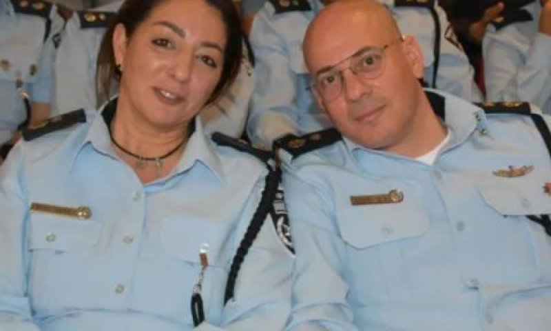 פינקל וקרקו. גם עלונים [צילום: דוברות המשטרה]