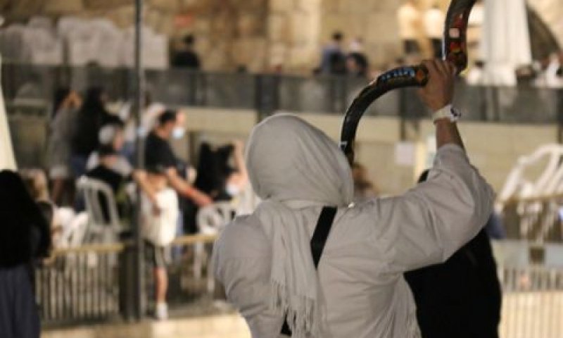 סיורי סליחות בבירה של ישראל [צילום: באדיבות הקרן למורשת הכותל המערבי ]