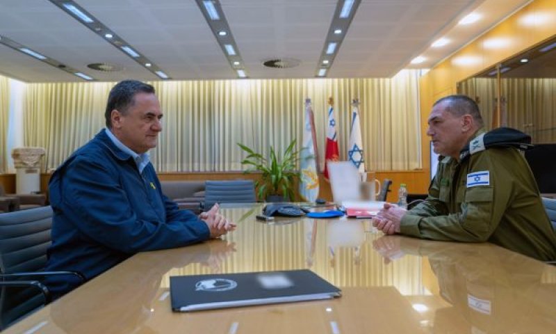 עימות פומבי שני מסוגו [צילום: אריאל חרמוני]