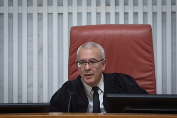 גרוסקופף. בדומה לחובה המוטלת על הבנקים [צילום: חיים גולדברג/פלאש 90]