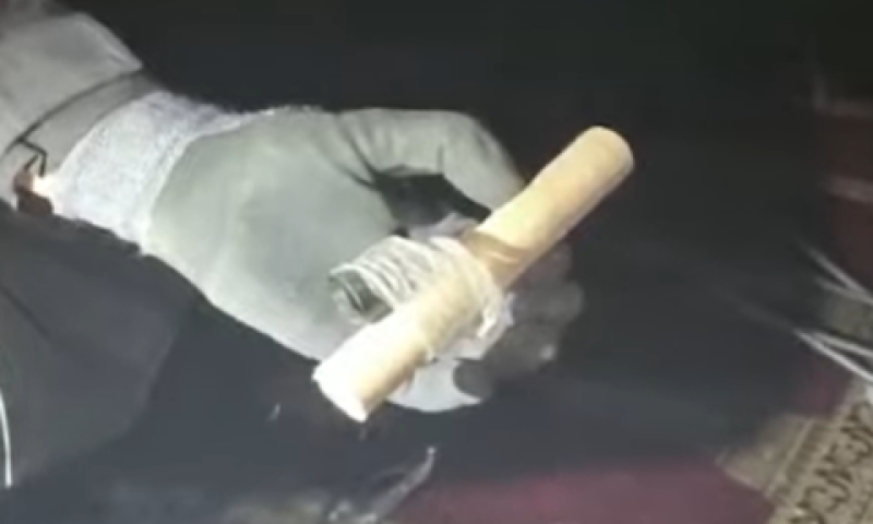 המשטרה התייחסה בשבוע שעבר רק לזיקוקים, למקלות ולאבנים [צילום: משטרת ישראל]