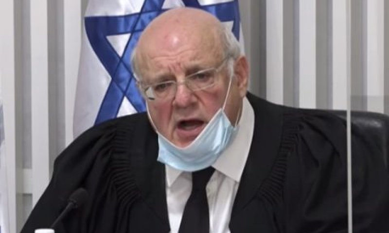 מלצר. "גושפנקא בפסק דין" [צילום: הרשות השופטת]