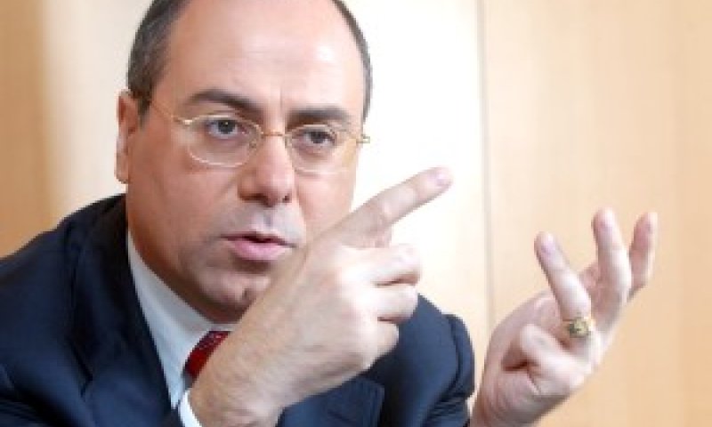 "מטיפה לנו מוסר למרות כשלונה". שלום [צילום: פלאש 90]