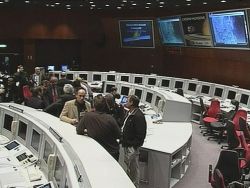 חדר הבקרה בסוכנות החלל האירופית, עם קבלת התמונות